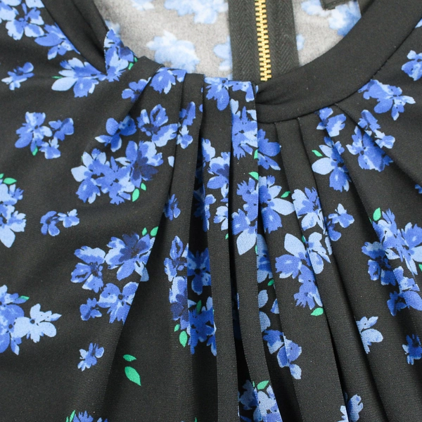 Liz Claiborne Career Black and Blue Floral Cap Sleeve Blouse Women's Size Medium