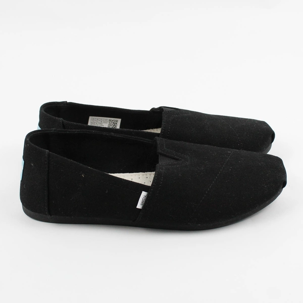 Toms Black Canvas Slip-On Flats Women's Size 7.5