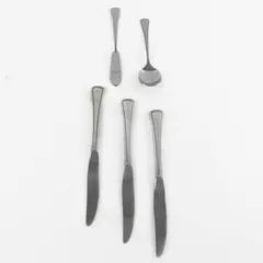 Lot of 5 Oneida Needlepoint Stainless 3 Knives Sugar Spoon & Butter Knife