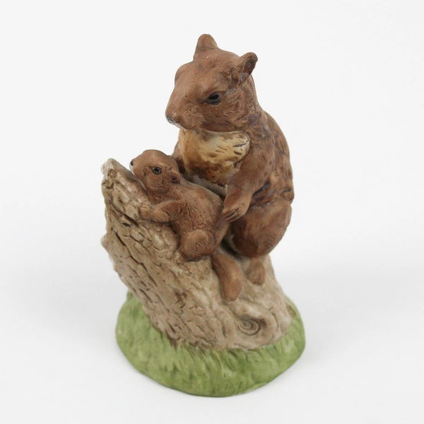  Vintage Bisque Porcelain Mother and Baby Squirrel Figure 5"