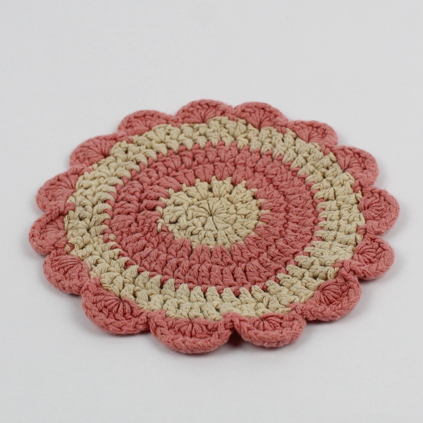 Vintage Handmade Pink & Ecru Crocheted Doily Scalloped Edge 7.5"
