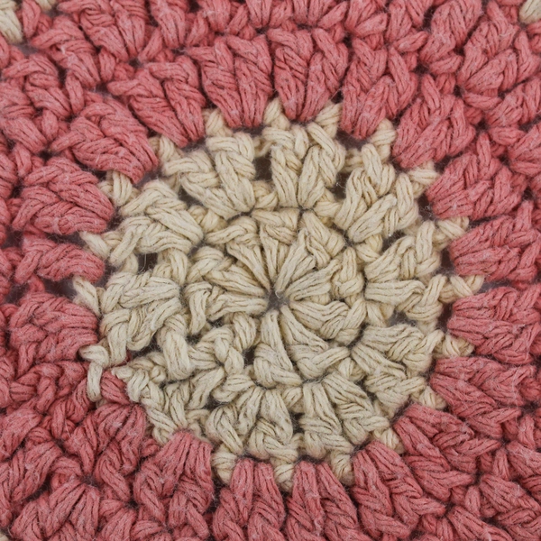 Vintage Handmade Pink & Ecru Crocheted Doily Scalloped Edge 7.5"