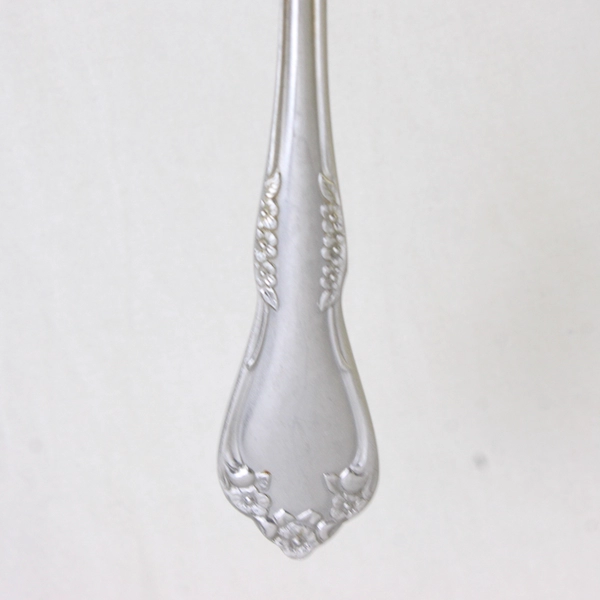Set of 4 Oneida Mansfield Frosted Stainless Steel Teaspoons