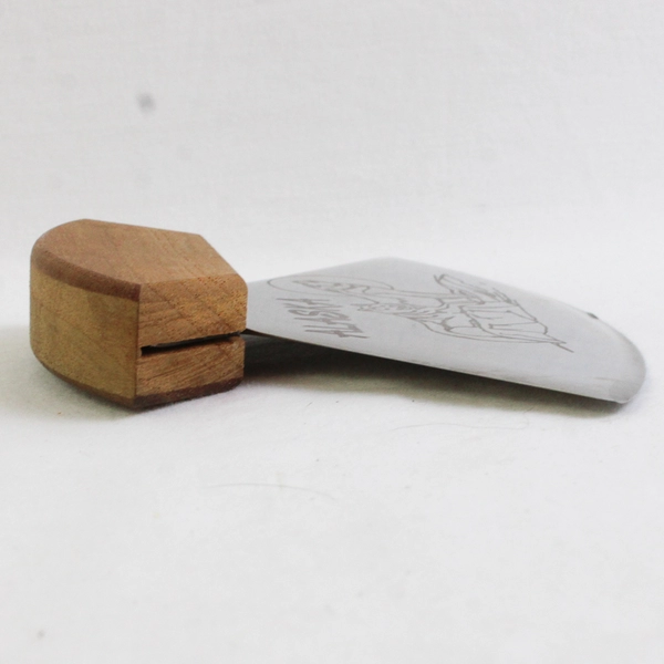 Alaska Ulu Knife with Wooden Handle, Wolves Carving No Stand