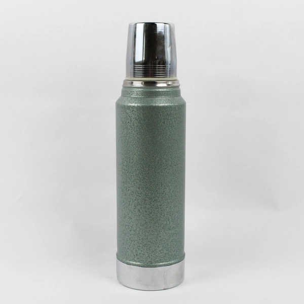 Aladdin Stanley Quart Size Green Metal Thermos A-944C With Cup and Stopper