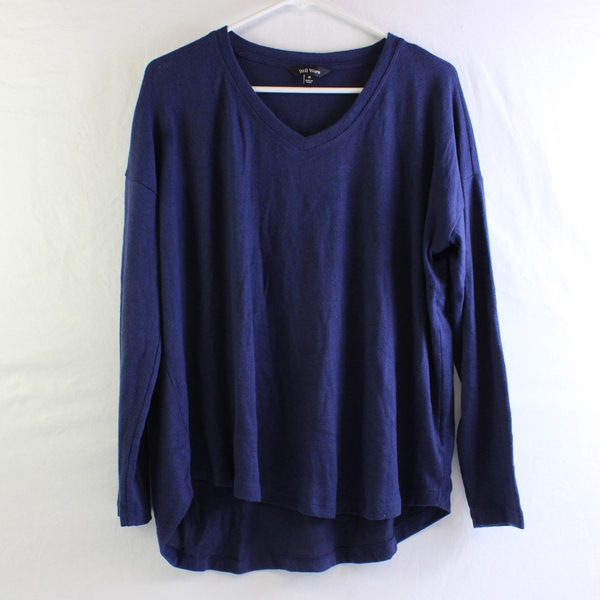Well Worn Women's M Navy Blue Long Sleeve V Neck Knit Sweater 