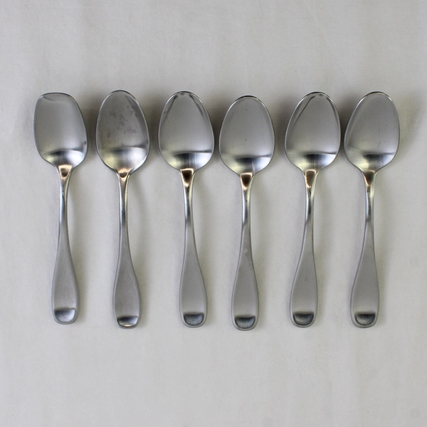 Lot Of 6 Oneida Silver Satin Voss (Stainless) Flatware 5 Teaspoons & 1 Sugar