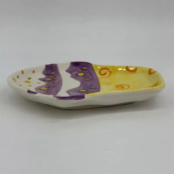 2009 Giftcraft Birthday Wishes Ceramic Cupcake Shaped Snack Plate