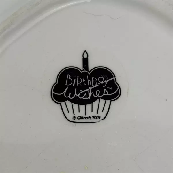 2009 Giftcraft Birthday Wishes Ceramic Cupcake Shaped Snack Plate