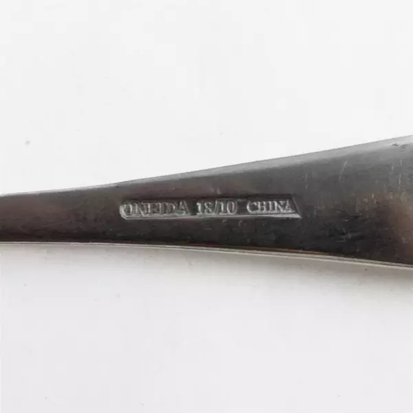 Oneida Satin Garnet Stainless Set of 6 Forks 8" Classic