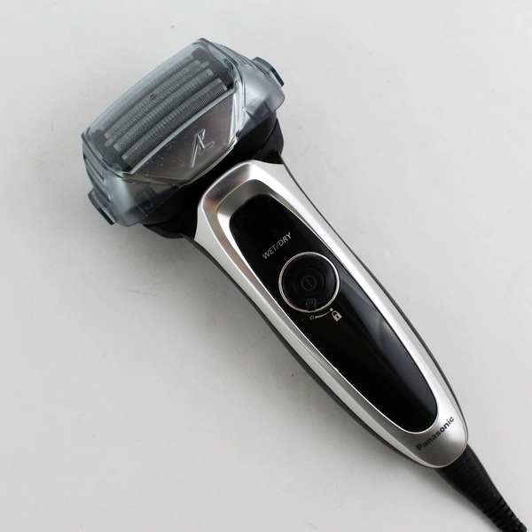 Panasonic ES-LV65 Men's Cordless Electric Razor Shaver With Charger And Manual