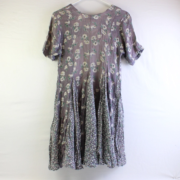 Vintage Nostalgia Women's M Lavender Floral Pattern Short Sleeve Sundress