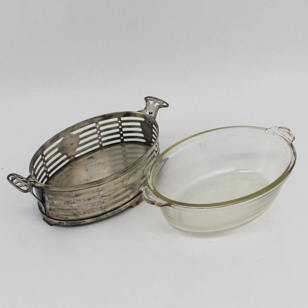 Vintage Wilcox Silver Plate Oval Casserole Dish Holder with Pyrex Glass Liner