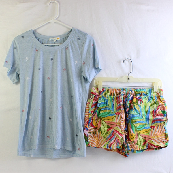 Lot of 2 C&C California Women's S Blue T Shirt and Multicolor 100% Linen Shorts