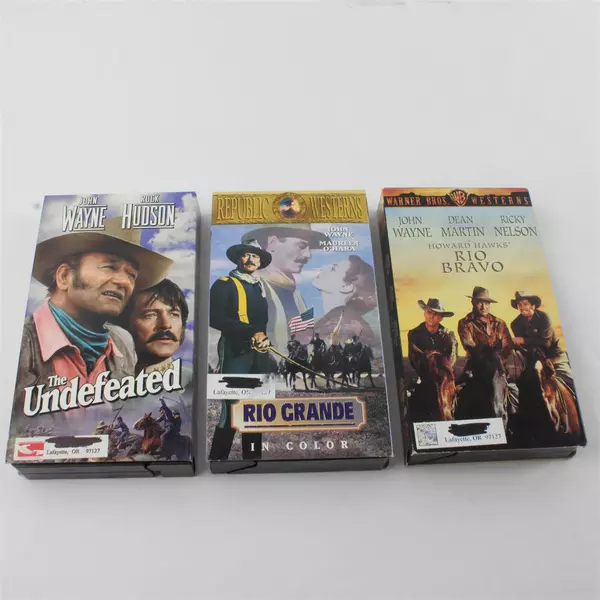 Lot of 3 John Wayne VHS Movies: Rio Grande, Rio Bravo and Undefeated 