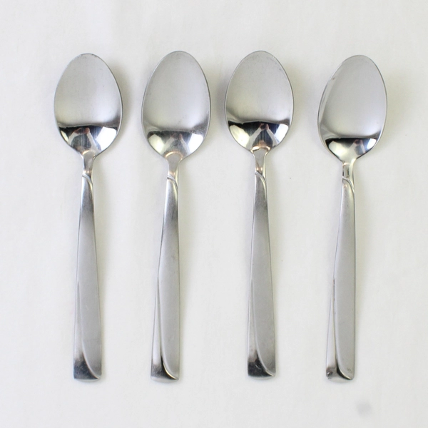 Lot Of 4 Oneida Silver Madeline (Stainless) Flatware Soup Spoons 7.25" Long