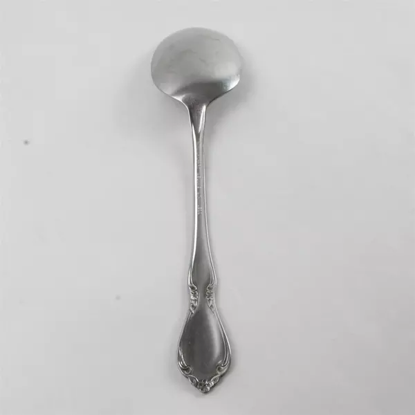 Set of 2 Oneida Chateau Stainless Steel Tablespoons Serving Spoons 8.25"