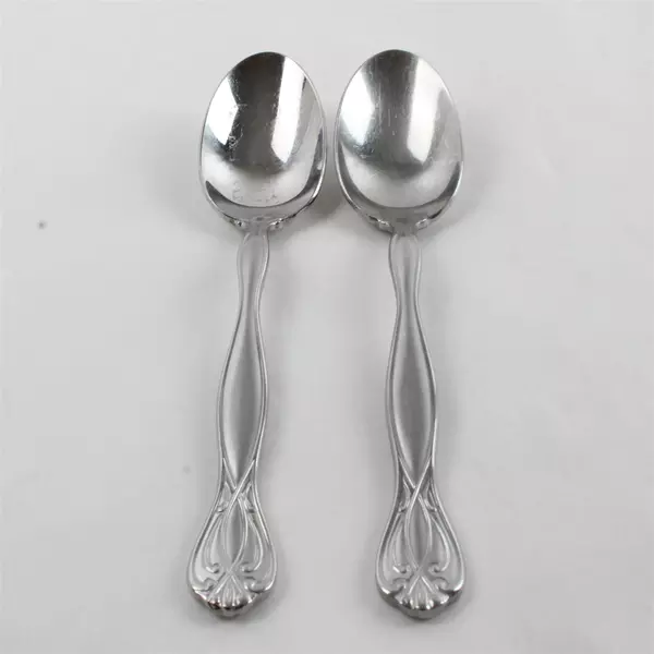 Set of 2 Oneida Majestic Stainless Oval Place Soup Spoons 7.25"