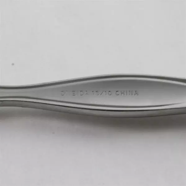 Set of 2 Oneida Majestic Stainless Oval Place Soup Spoons 7.25"