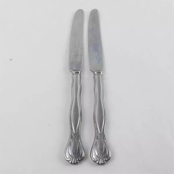 Set of 2 Oneida Majestic Stainless New French Hollow Dinner Knives 9.5"