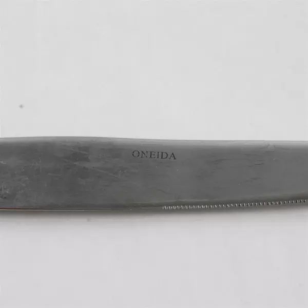 Set of 2 Oneida Majestic Stainless New French Hollow Dinner Knives 9.5"