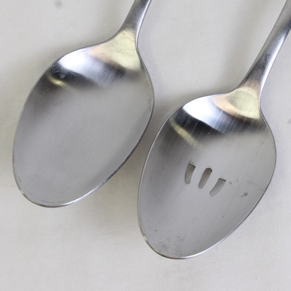 Lot Of 2 Oneida Silver Satin Voss (Stainless) Flatware Serving Spoon 9" Long