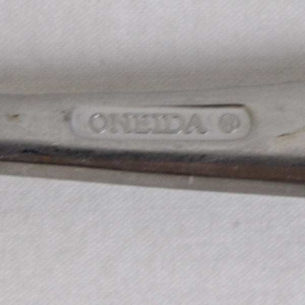 Lot Of 2 Oneida Silver Satin Voss (Stainless) Flatware Serving Spoon 9" Long