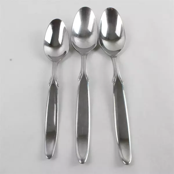 Lot of 3 Oneida Berkshire Stainless Flatware 2 Oval Soup Spoons + Teaspoon