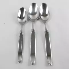 Lot of 3 Oneida Berkshire Stainless Flatware 2 Oval Soup Spoons + Teaspoon