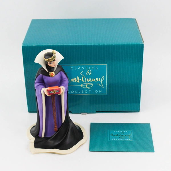 Walt Disney Classics Snow White Bring Back Her Heart Queen COA