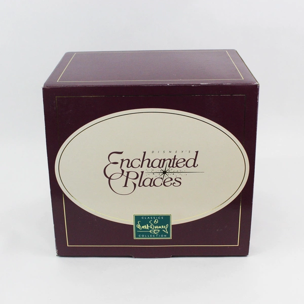 Walt Disney Classics Collection Enchanted Places Seven Dwarfs Cottage