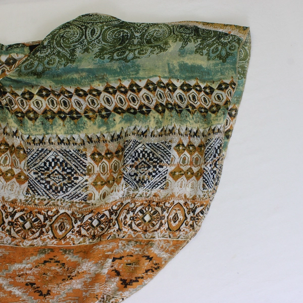 Rue 21 Women's L Multicolor Paisley Design Blouse with Dolman Short Sleeves