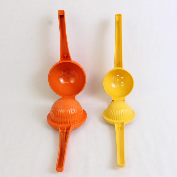 Lot of 2 Citrus Hand Juicers Reamers Yellow and Orange