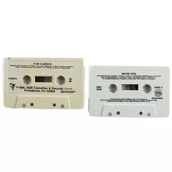 Lot of 2 Movie Cassettes Movie Hits & Film Classics Untested