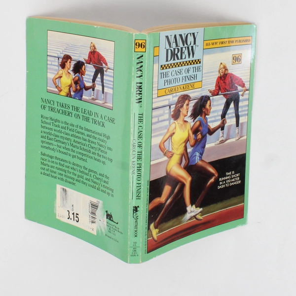 A Nancy Drew Mystery The Case of the Photo Finish (#96) Carolyn Keene 1990 PB
