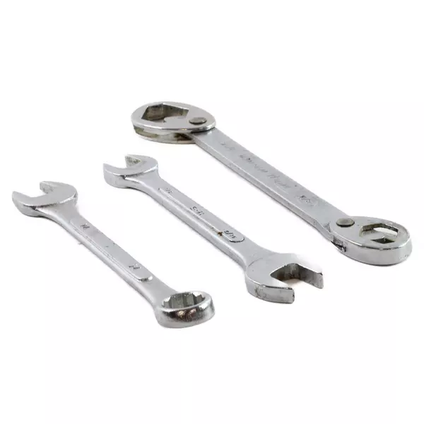 Lot of 7 Wrenches + Multi-Wrench Various Sizes