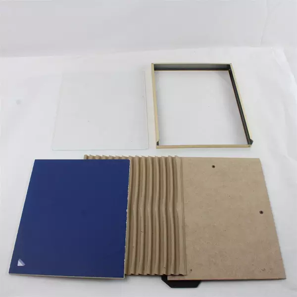 Lot of 4 Gold Tone Metal Desktop Picture Frames Assorted Sizes