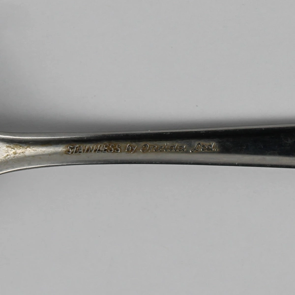 Set of 2 Oceanic Serving Spoons Stainless Flatware by ONEIDA Silver