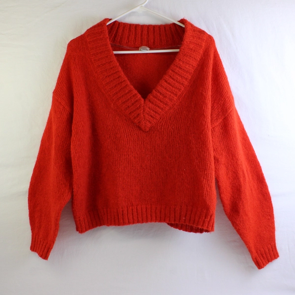 A New Day Women’s XL Orange Long Sleeve Fuzzy V Neck Crop Sweater