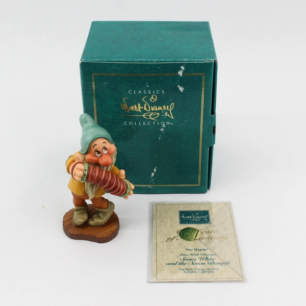 Walt Disney Classics Collection Snow White And The Seven Dwarfs Bashful With Box