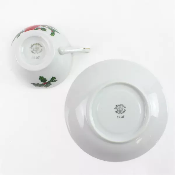 Lefton China Tea Cup & Saucer Cardinal Holly Berries Gold Trim Christmas