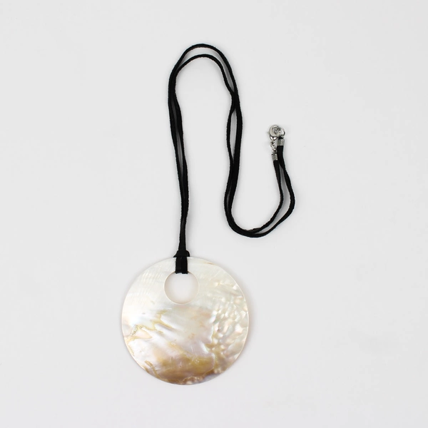 Vintage Large Mother Of Pearl Shell Pendant Necklace