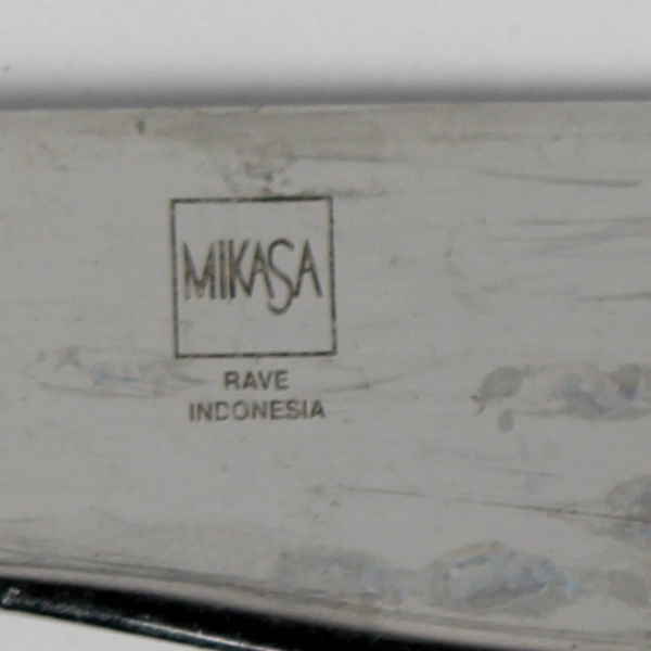 Lot of 8 Rave by Mikasa Stainless Steel Dinner Knives