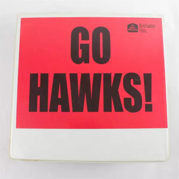 Lot of 72 8x10 Portland Winterhawks Photos 1997-2000 w/21 Signed NHL