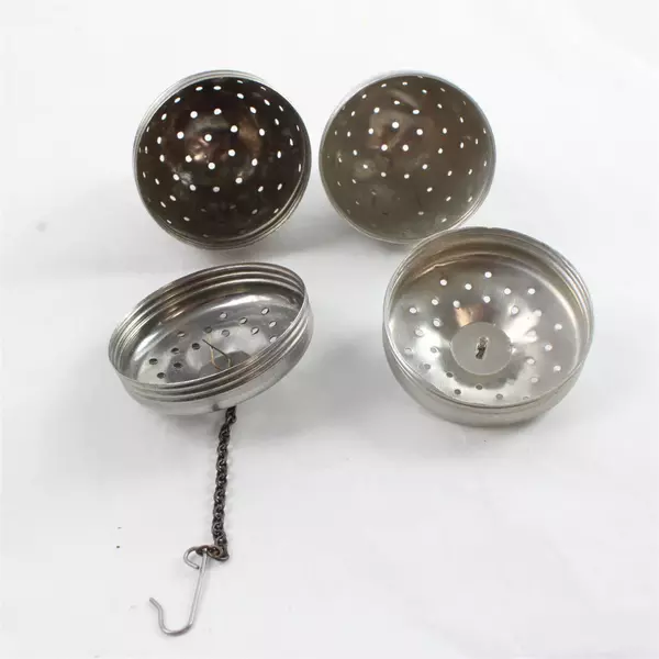 Lot of 4 Metal Tea Infusers Loose Leaf Strainers Reusable 