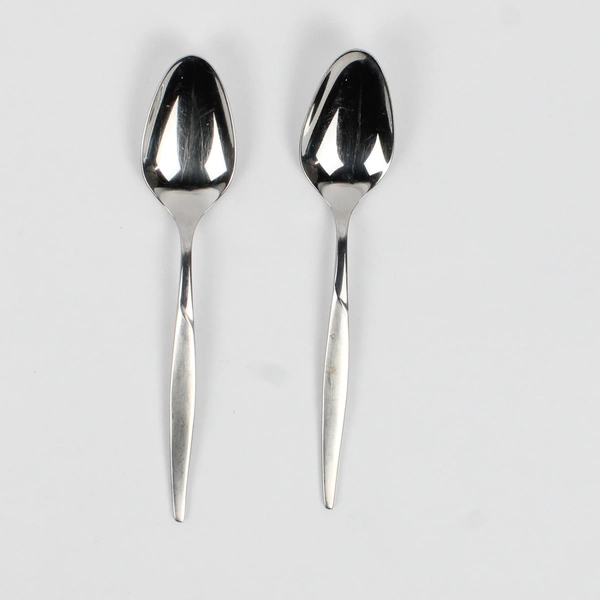 Lot of 2 International Silver Coronado Oval Shaped Soup Spoons Stainless 