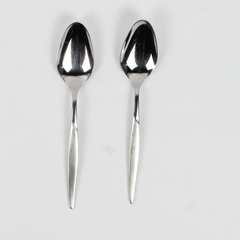 Lot of 2 International Silver Coronado Oval Shaped Soup Spoons Stainless 