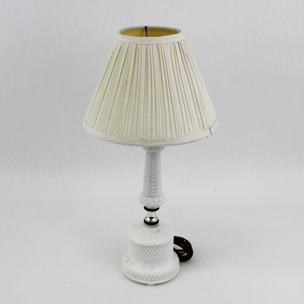 Vintage Leviton White Hobnail Milk Glass Electric Table Lamp With Shade