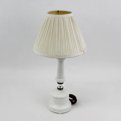 Vintage Leviton White Hobnail Milk Glass Electric Table Lamp With Shade