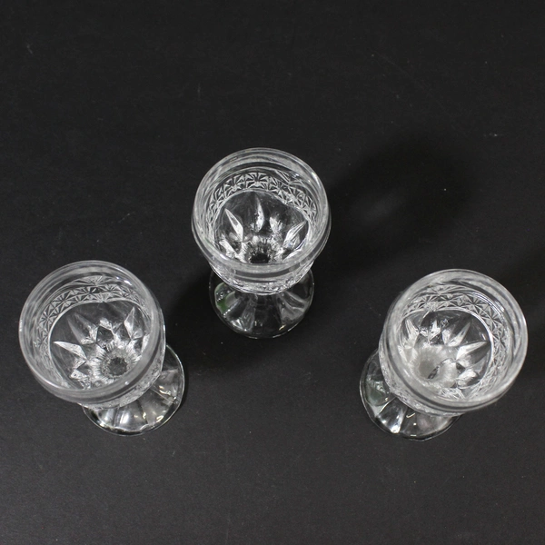 Set Of 3 Crystal D'Adriana Luna Cordial Goblet Wine Glasses 3 5/8"